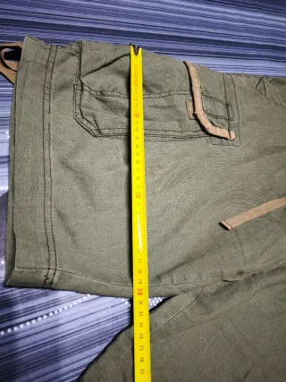 Bermudas cargo hombre verde talla 42.