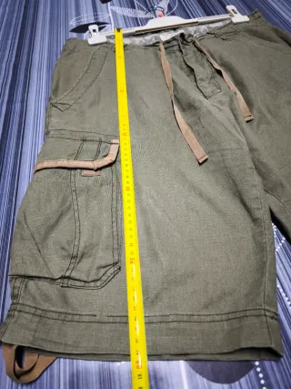 Bermudas cargo hombre verde talla 42.
