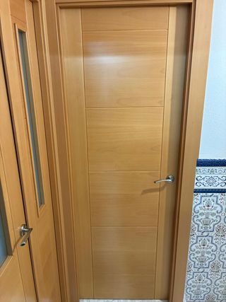 Set 8 Puertas Madera Haya + dos frentes armario