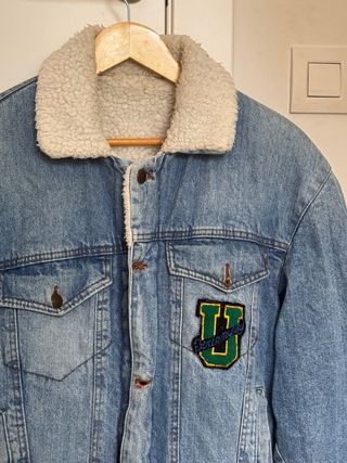 Chaqueta vaquera con forro sherpa