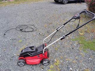 Cortacésped Eléctrico Rojo