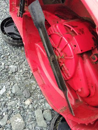 Cortacésped Eléctrico Rojo