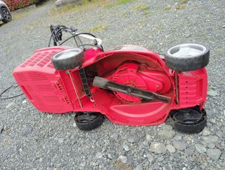 Cortacésped Eléctrico Rojo