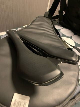 Sillín Giant Approach 145 x 270