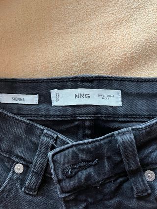 Vaqueros campana Mango negros