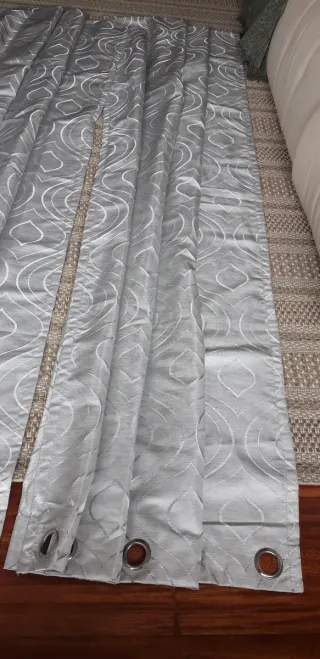 2 Cortinas ollaos grises con diseño