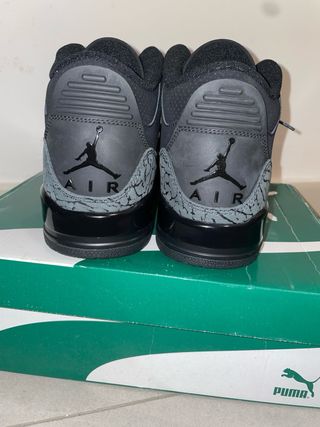 Air Jordan 3 Black Cat sono un 43 aperto