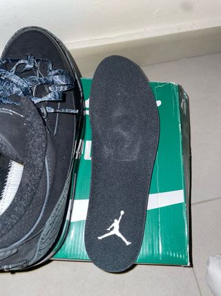 Air Jordan 3 Black Cat sono un 43 aperto