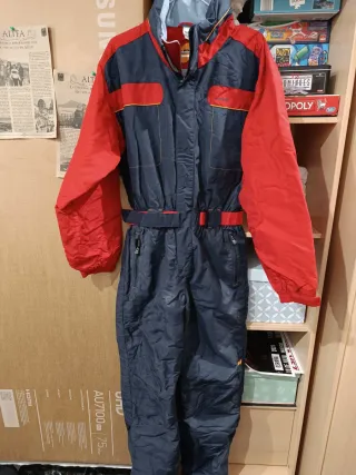 Mono de Nieve Rojo y Azul