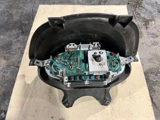 Velocímetro Piaggio X8