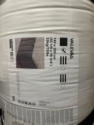 Cama IKEA Gris con Colchón NUEVO