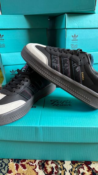 Adidas Samba Beige y Negro