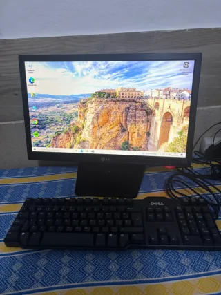 Ordenador Lenovo Negro Completo