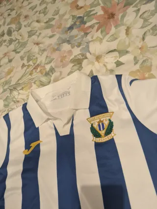 Camiseta Oficial Fútbol Leganés Talla M
