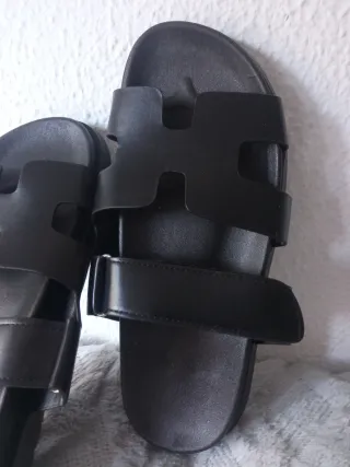 Sandalias negras pala negras T.38 sin estrenar