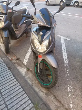 Se vende moto por piezas o entera