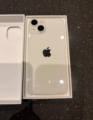 iPhone 14 128GB Plata - 85% Batería