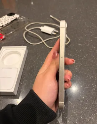 iPhone 14 128GB Plata - 85% Batería