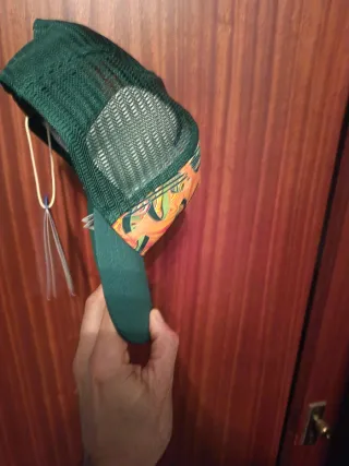 Gorra Adidas Estampada Verde y Naranja