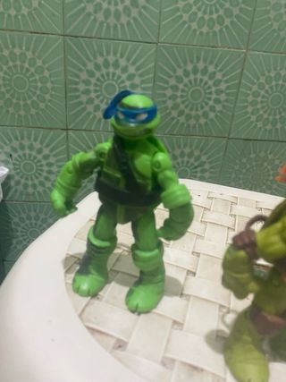 Action Figures Tartarughe Ninja e Black Panther