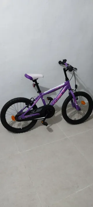 Bicicleta infantil 16 morada sin usar