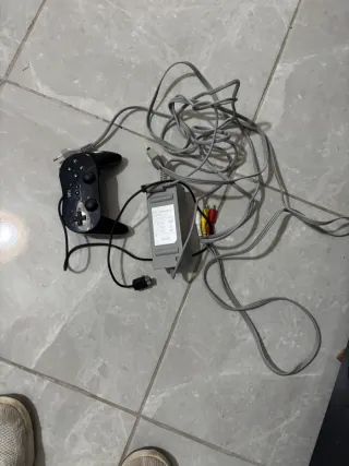 Mando Wii Negro + Adaptador Corriente