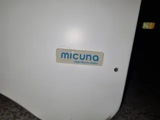 Berço Micuna branco com corações