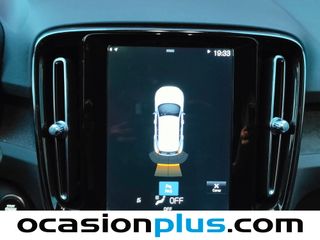 Volvo XC40 D3 Momentum Auto 110 kW (150 CV)