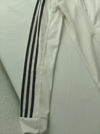 Chaqueta Adidas climatica blanca calentita