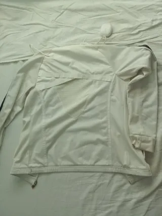 Chaqueta Adidas climatica blanca calentita