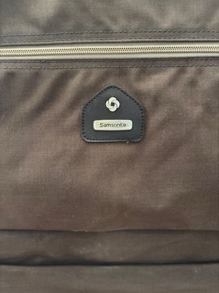 Maleta Porta Trajes Samsonite con 4 perchas