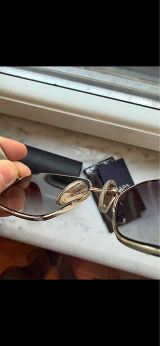 Occhiali da sole Prada argentati e neri