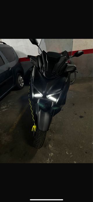 Yamaha XMAX 125 2024 Negra