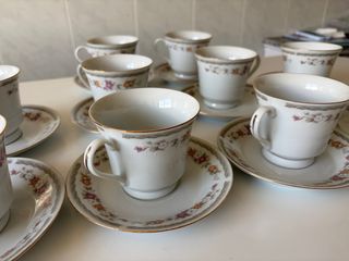 Juego de té porcelana floral dorado