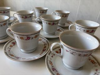 Juego de té porcelana floral dorado