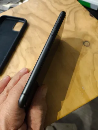 iPhone 11 64GB Negro