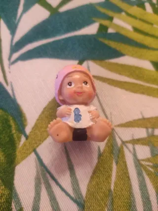 Muñeco bebé pelón de Elena Huelva