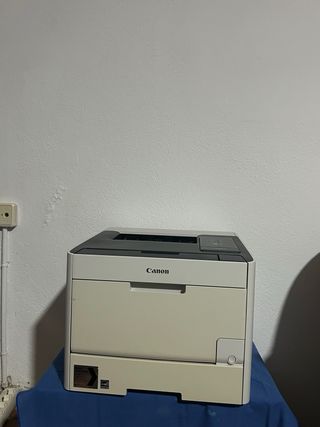Impresora Canon Láser . Poco uso.