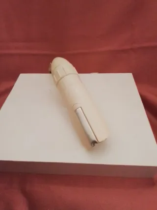 Lámpara Máquina Coser Metal y Plástico