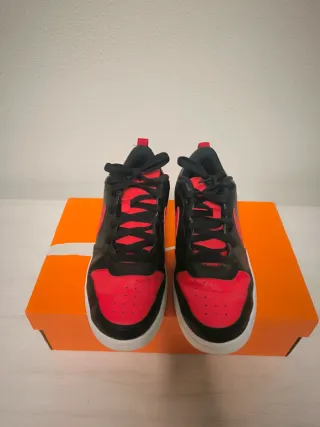 Nike Court Zapatillas Negras y Rojas