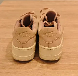 NIKE AIR FORCE AF-1