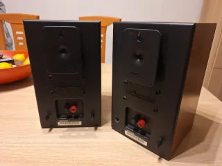 Polk Audio rt15i altavoces estudio americano