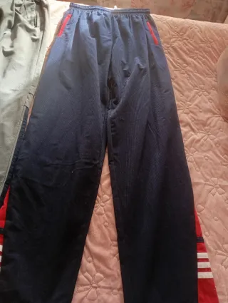 Pantalones deportivos nuevos (2 unidades)nuevos