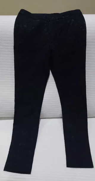 Pantalón negro adamascado