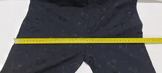 Pantalón negro adamascado