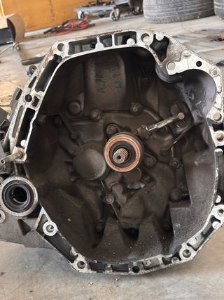 Transmisión Renault Megane 320106935R