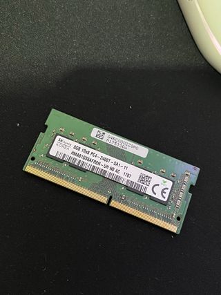 Módulo RAM SK hynix 8GB DDR4 2400MHz
