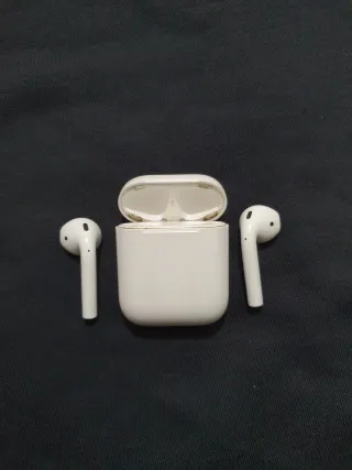 Airpods Apple Blancos (Usados)