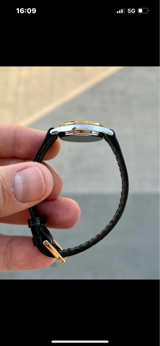 Reloj Citizen Vintage 28mm Negro/Dorado