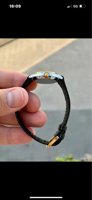 Reloj Citizen Vintage 28mm Negro/Dorado